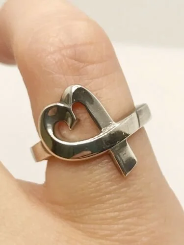 Tiffany & Co. Paloma Picasso SS 925 Loving Heart Ring Size 4.75